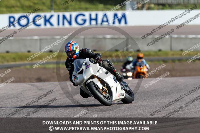 Rockingham no limits trackday;enduro digital images;event digital images;eventdigitalimages;no limits trackdays;peter wileman photography;racing digital images;rockingham raceway northamptonshire;rockingham trackday photographs;trackday digital images;trackday photos