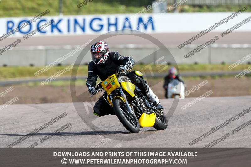 Rockingham no limits trackday;enduro digital images;event digital images;eventdigitalimages;no limits trackdays;peter wileman photography;racing digital images;rockingham raceway northamptonshire;rockingham trackday photographs;trackday digital images;trackday photos