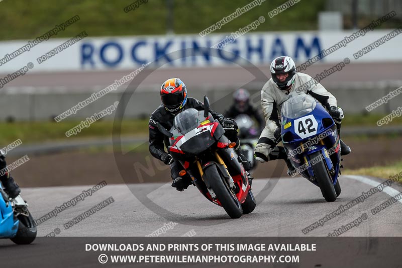 Rockingham no limits trackday;enduro digital images;event digital images;eventdigitalimages;no limits trackdays;peter wileman photography;racing digital images;rockingham raceway northamptonshire;rockingham trackday photographs;trackday digital images;trackday photos