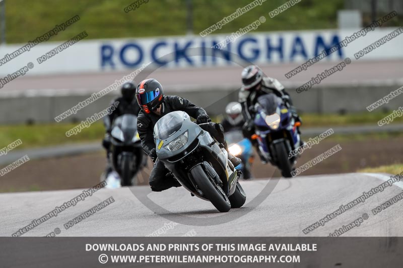 Rockingham no limits trackday;enduro digital images;event digital images;eventdigitalimages;no limits trackdays;peter wileman photography;racing digital images;rockingham raceway northamptonshire;rockingham trackday photographs;trackday digital images;trackday photos