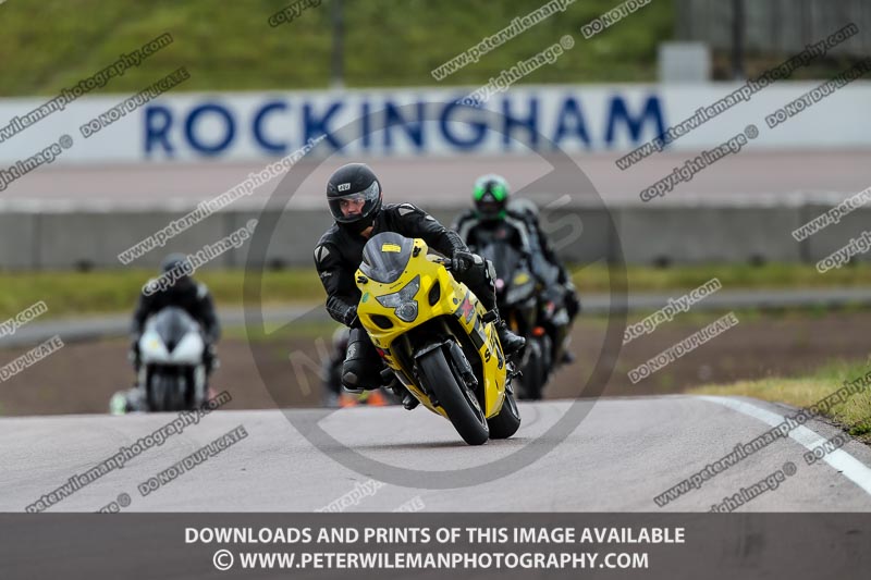 Rockingham no limits trackday;enduro digital images;event digital images;eventdigitalimages;no limits trackdays;peter wileman photography;racing digital images;rockingham raceway northamptonshire;rockingham trackday photographs;trackday digital images;trackday photos