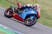 Rockingham-no-limits-trackday;enduro-digital-images;event-digital-images;eventdigitalimages;no-limits-trackdays;peter-wileman-photography;racing-digital-images;rockingham-raceway-northamptonshire;rockingham-trackday-photographs;trackday-digital-images;trackday-photos