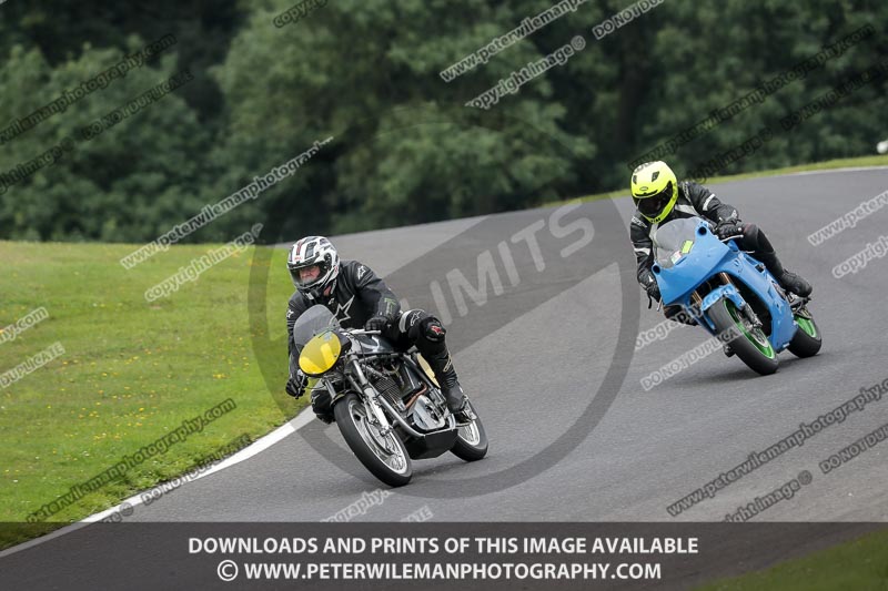 cadwell no limits trackday;cadwell park;cadwell park photographs;cadwell trackday photographs;enduro digital images;event digital images;eventdigitalimages;no limits trackdays;peter wileman photography;racing digital images;trackday digital images;trackday photos