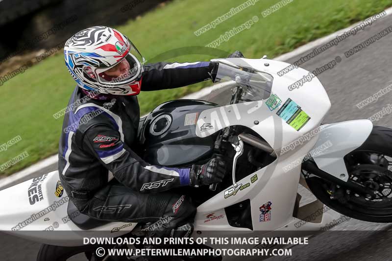 cadwell no limits trackday;cadwell park;cadwell park photographs;cadwell trackday photographs;enduro digital images;event digital images;eventdigitalimages;no limits trackdays;peter wileman photography;racing digital images;trackday digital images;trackday photos