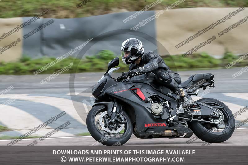 enduro digital images;event digital images;eventdigitalimages;lydden hill;lydden hill trackday photographs;lydden no limits trackday;lydden photographs;no limits trackdays;peter wileman photography;racing digital images;trackday digital images;trackday photos