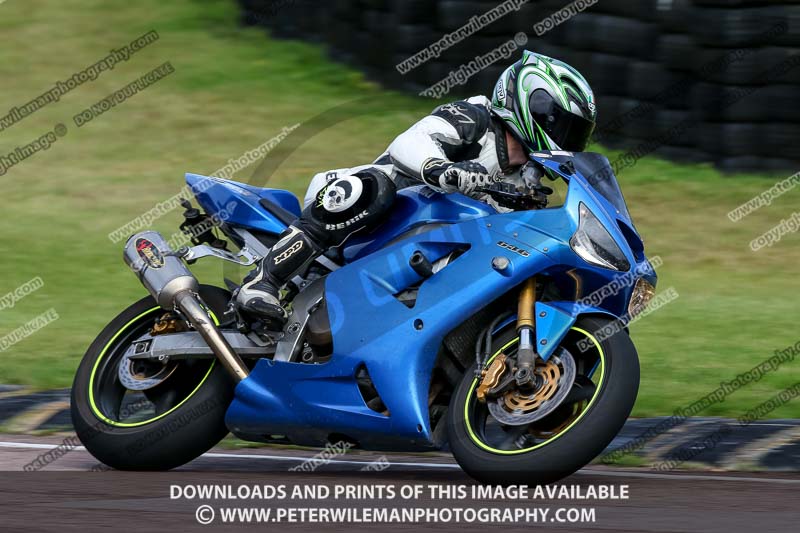 enduro digital images;event digital images;eventdigitalimages;lydden hill;lydden hill trackday photographs;lydden no limits trackday;lydden photographs;no limits trackdays;peter wileman photography;racing digital images;trackday digital images;trackday photos