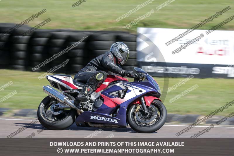 enduro digital images;event digital images;eventdigitalimages;lydden hill;lydden hill trackday photographs;lydden no limits trackday;lydden photographs;no limits trackdays;peter wileman photography;racing digital images;trackday digital images;trackday photos