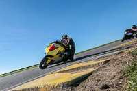 anglesey-no-limits-trackday;anglesey-photographs;anglesey-trackday-photographs;enduro-digital-images;event-digital-images;eventdigitalimages;no-limits-trackdays;peter-wileman-photography;racing-digital-images;trac-mon;trackday-digital-images;trackday-photos;ty-croes