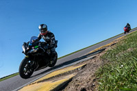 anglesey-no-limits-trackday;anglesey-photographs;anglesey-trackday-photographs;enduro-digital-images;event-digital-images;eventdigitalimages;no-limits-trackdays;peter-wileman-photography;racing-digital-images;trac-mon;trackday-digital-images;trackday-photos;ty-croes