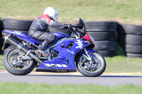 anglesey-no-limits-trackday;anglesey-photographs;anglesey-trackday-photographs;enduro-digital-images;event-digital-images;eventdigitalimages;no-limits-trackdays;peter-wileman-photography;racing-digital-images;trac-mon;trackday-digital-images;trackday-photos;ty-croes