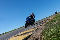 anglesey-no-limits-trackday;anglesey-photographs;anglesey-trackday-photographs;enduro-digital-images;event-digital-images;eventdigitalimages;no-limits-trackdays;peter-wileman-photography;racing-digital-images;trac-mon;trackday-digital-images;trackday-photos;ty-croes