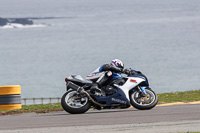 anglesey-no-limits-trackday;anglesey-photographs;anglesey-trackday-photographs;enduro-digital-images;event-digital-images;eventdigitalimages;no-limits-trackdays;peter-wileman-photography;racing-digital-images;trac-mon;trackday-digital-images;trackday-photos;ty-croes