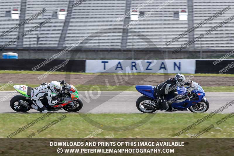 Rockingham no limits trackday;enduro digital images;event digital images;eventdigitalimages;no limits trackdays;peter wileman photography;racing digital images;rockingham raceway northamptonshire;rockingham trackday photographs;trackday digital images;trackday photos