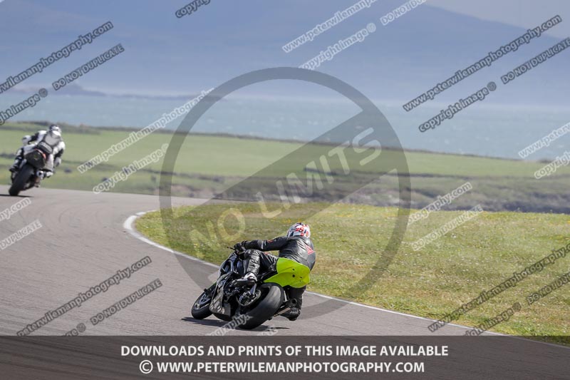 anglesey no limits trackday;anglesey photographs;anglesey trackday photographs;enduro digital images;event digital images;eventdigitalimages;no limits trackdays;peter wileman photography;racing digital images;trac mon;trackday digital images;trackday photos;ty croes