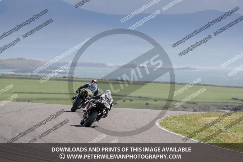 anglesey no limits trackday;anglesey photographs;anglesey trackday photographs;enduro digital images;event digital images;eventdigitalimages;no limits trackdays;peter wileman photography;racing digital images;trac mon;trackday digital images;trackday photos;ty croes