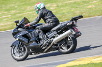 anglesey-no-limits-trackday;anglesey-photographs;anglesey-trackday-photographs;enduro-digital-images;event-digital-images;eventdigitalimages;no-limits-trackdays;peter-wileman-photography;racing-digital-images;trac-mon;trackday-digital-images;trackday-photos;ty-croes