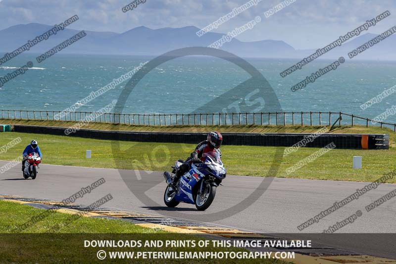 anglesey no limits trackday;anglesey photographs;anglesey trackday photographs;enduro digital images;event digital images;eventdigitalimages;no limits trackdays;peter wileman photography;racing digital images;trac mon;trackday digital images;trackday photos;ty croes