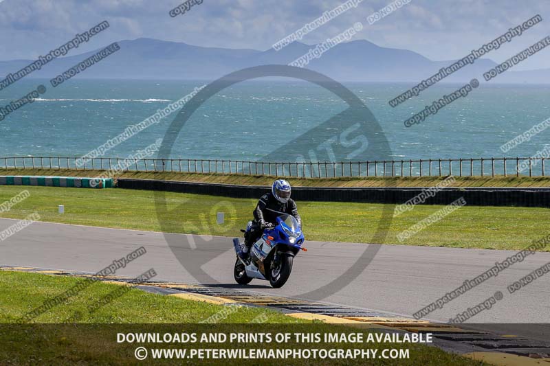 anglesey no limits trackday;anglesey photographs;anglesey trackday photographs;enduro digital images;event digital images;eventdigitalimages;no limits trackdays;peter wileman photography;racing digital images;trac mon;trackday digital images;trackday photos;ty croes