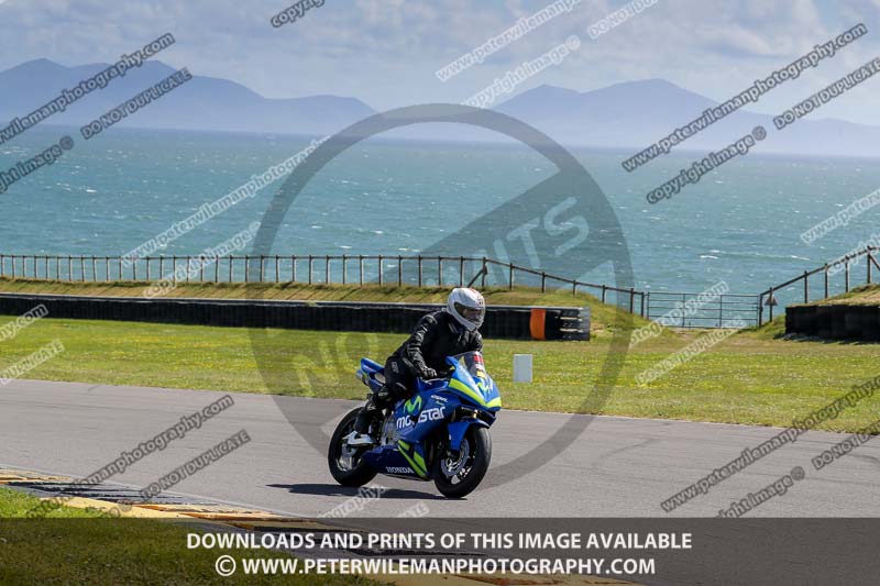 anglesey no limits trackday;anglesey photographs;anglesey trackday photographs;enduro digital images;event digital images;eventdigitalimages;no limits trackdays;peter wileman photography;racing digital images;trac mon;trackday digital images;trackday photos;ty croes