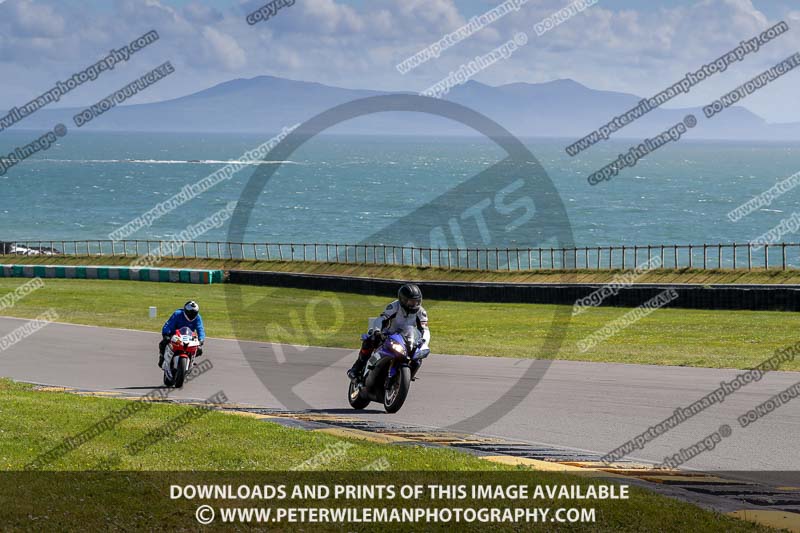 anglesey no limits trackday;anglesey photographs;anglesey trackday photographs;enduro digital images;event digital images;eventdigitalimages;no limits trackdays;peter wileman photography;racing digital images;trac mon;trackday digital images;trackday photos;ty croes