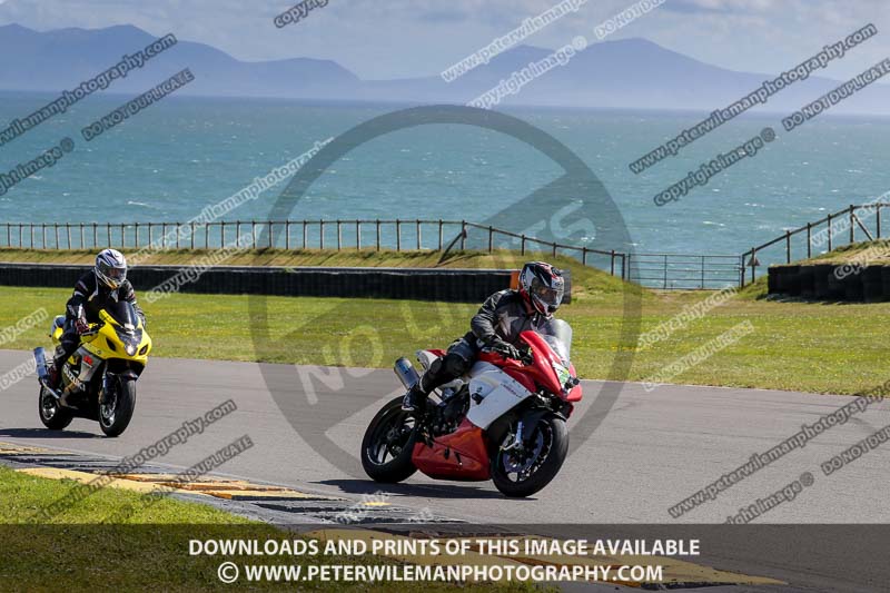 anglesey no limits trackday;anglesey photographs;anglesey trackday photographs;enduro digital images;event digital images;eventdigitalimages;no limits trackdays;peter wileman photography;racing digital images;trac mon;trackday digital images;trackday photos;ty croes