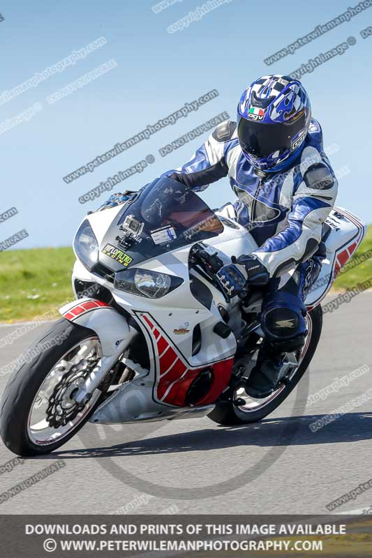 anglesey no limits trackday;anglesey photographs;anglesey trackday photographs;enduro digital images;event digital images;eventdigitalimages;no limits trackdays;peter wileman photography;racing digital images;trac mon;trackday digital images;trackday photos;ty croes