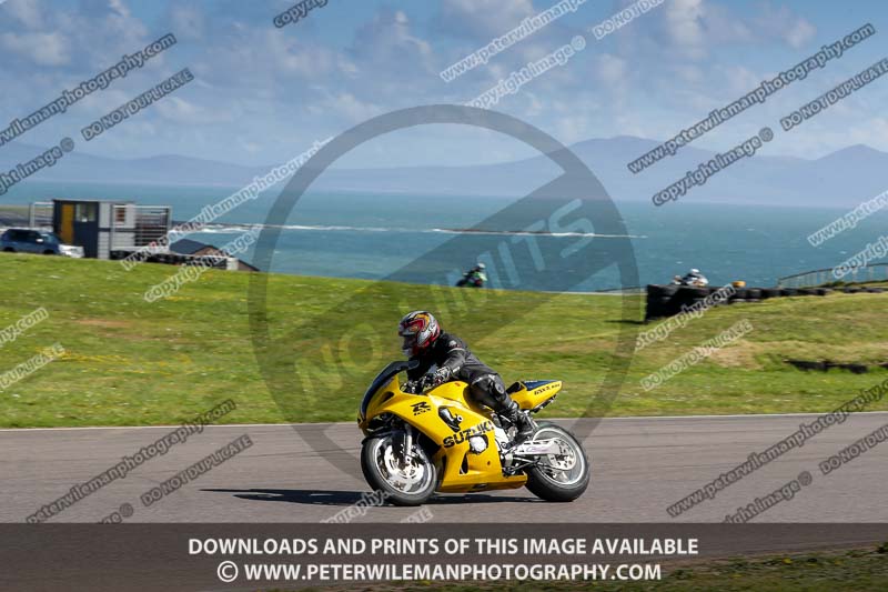 anglesey no limits trackday;anglesey photographs;anglesey trackday photographs;enduro digital images;event digital images;eventdigitalimages;no limits trackdays;peter wileman photography;racing digital images;trac mon;trackday digital images;trackday photos;ty croes