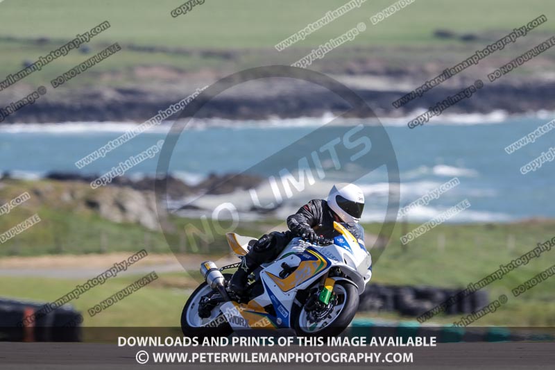 anglesey no limits trackday;anglesey photographs;anglesey trackday photographs;enduro digital images;event digital images;eventdigitalimages;no limits trackdays;peter wileman photography;racing digital images;trac mon;trackday digital images;trackday photos;ty croes