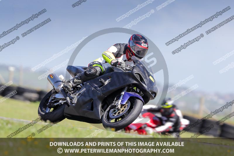 anglesey no limits trackday;anglesey photographs;anglesey trackday photographs;enduro digital images;event digital images;eventdigitalimages;no limits trackdays;peter wileman photography;racing digital images;trac mon;trackday digital images;trackday photos;ty croes