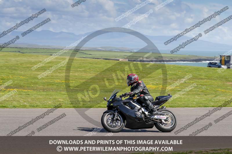 anglesey no limits trackday;anglesey photographs;anglesey trackday photographs;enduro digital images;event digital images;eventdigitalimages;no limits trackdays;peter wileman photography;racing digital images;trac mon;trackday digital images;trackday photos;ty croes