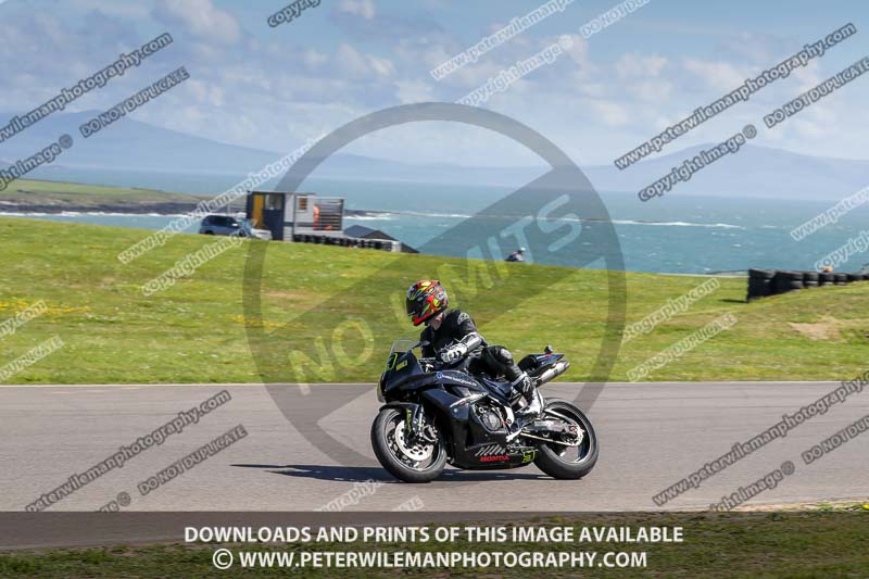 anglesey no limits trackday;anglesey photographs;anglesey trackday photographs;enduro digital images;event digital images;eventdigitalimages;no limits trackdays;peter wileman photography;racing digital images;trac mon;trackday digital images;trackday photos;ty croes