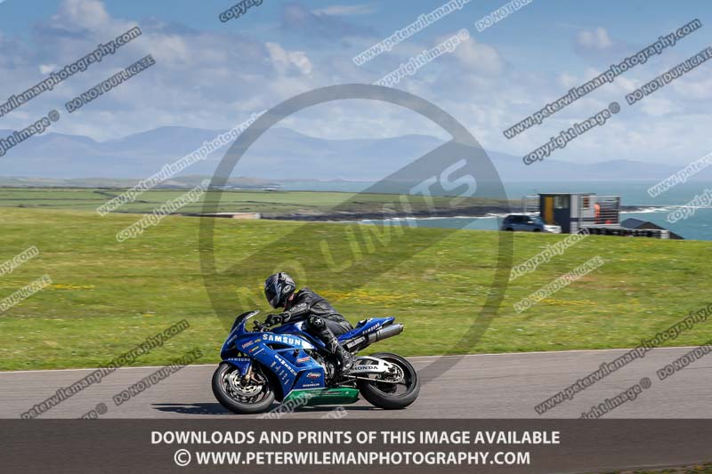 anglesey no limits trackday;anglesey photographs;anglesey trackday photographs;enduro digital images;event digital images;eventdigitalimages;no limits trackdays;peter wileman photography;racing digital images;trac mon;trackday digital images;trackday photos;ty croes