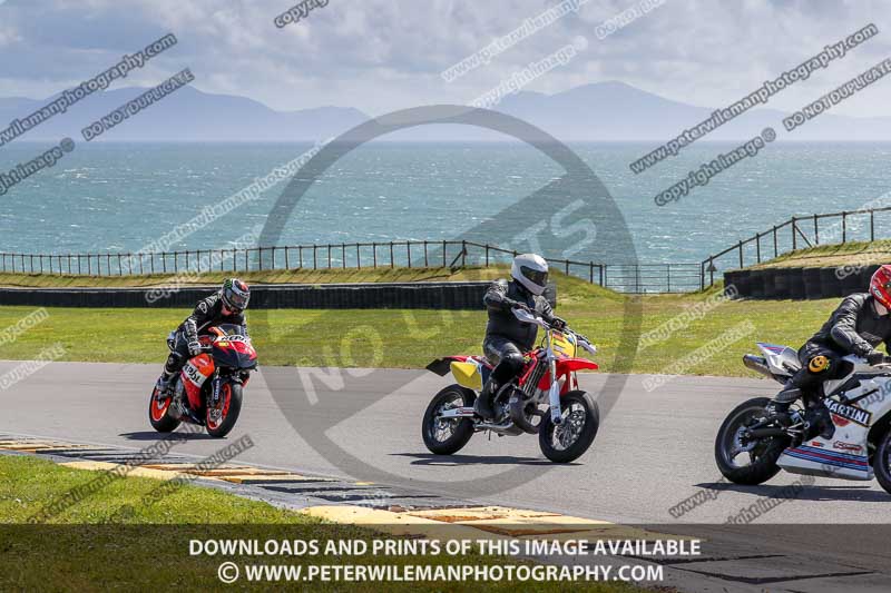 anglesey no limits trackday;anglesey photographs;anglesey trackday photographs;enduro digital images;event digital images;eventdigitalimages;no limits trackdays;peter wileman photography;racing digital images;trac mon;trackday digital images;trackday photos;ty croes