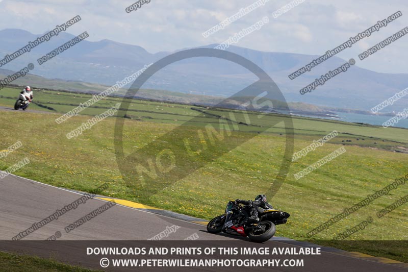 anglesey no limits trackday;anglesey photographs;anglesey trackday photographs;enduro digital images;event digital images;eventdigitalimages;no limits trackdays;peter wileman photography;racing digital images;trac mon;trackday digital images;trackday photos;ty croes