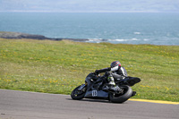 anglesey-no-limits-trackday;anglesey-photographs;anglesey-trackday-photographs;enduro-digital-images;event-digital-images;eventdigitalimages;no-limits-trackdays;peter-wileman-photography;racing-digital-images;trac-mon;trackday-digital-images;trackday-photos;ty-croes