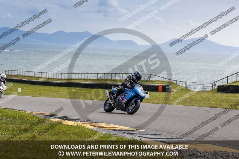 anglesey no limits trackday;anglesey photographs;anglesey trackday photographs;enduro digital images;event digital images;eventdigitalimages;no limits trackdays;peter wileman photography;racing digital images;trac mon;trackday digital images;trackday photos;ty croes