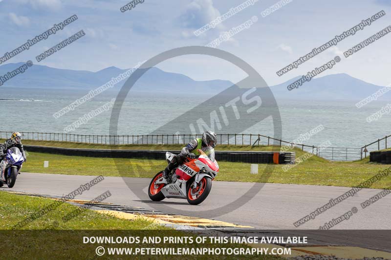 anglesey no limits trackday;anglesey photographs;anglesey trackday photographs;enduro digital images;event digital images;eventdigitalimages;no limits trackdays;peter wileman photography;racing digital images;trac mon;trackday digital images;trackday photos;ty croes