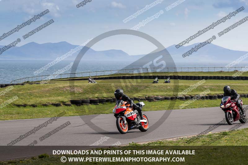 anglesey no limits trackday;anglesey photographs;anglesey trackday photographs;enduro digital images;event digital images;eventdigitalimages;no limits trackdays;peter wileman photography;racing digital images;trac mon;trackday digital images;trackday photos;ty croes