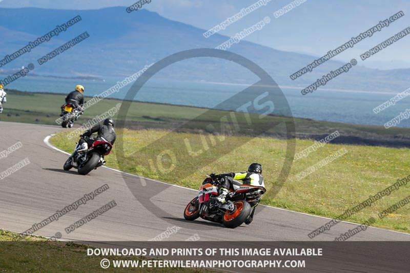 anglesey no limits trackday;anglesey photographs;anglesey trackday photographs;enduro digital images;event digital images;eventdigitalimages;no limits trackdays;peter wileman photography;racing digital images;trac mon;trackday digital images;trackday photos;ty croes