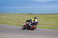 anglesey-no-limits-trackday;anglesey-photographs;anglesey-trackday-photographs;enduro-digital-images;event-digital-images;eventdigitalimages;no-limits-trackdays;peter-wileman-photography;racing-digital-images;trac-mon;trackday-digital-images;trackday-photos;ty-croes