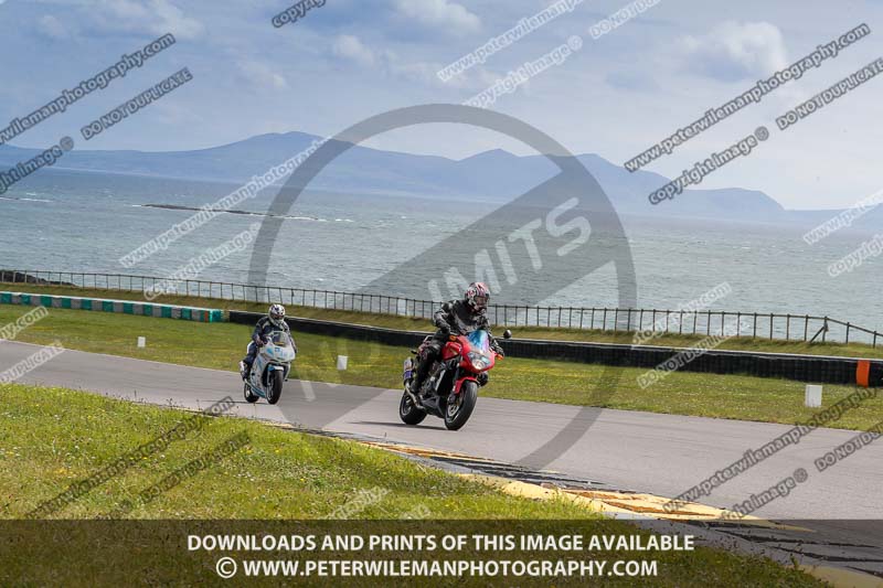 anglesey no limits trackday;anglesey photographs;anglesey trackday photographs;enduro digital images;event digital images;eventdigitalimages;no limits trackdays;peter wileman photography;racing digital images;trac mon;trackday digital images;trackday photos;ty croes