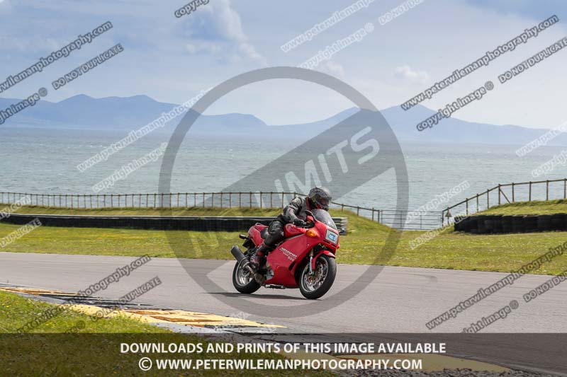 anglesey no limits trackday;anglesey photographs;anglesey trackday photographs;enduro digital images;event digital images;eventdigitalimages;no limits trackdays;peter wileman photography;racing digital images;trac mon;trackday digital images;trackday photos;ty croes