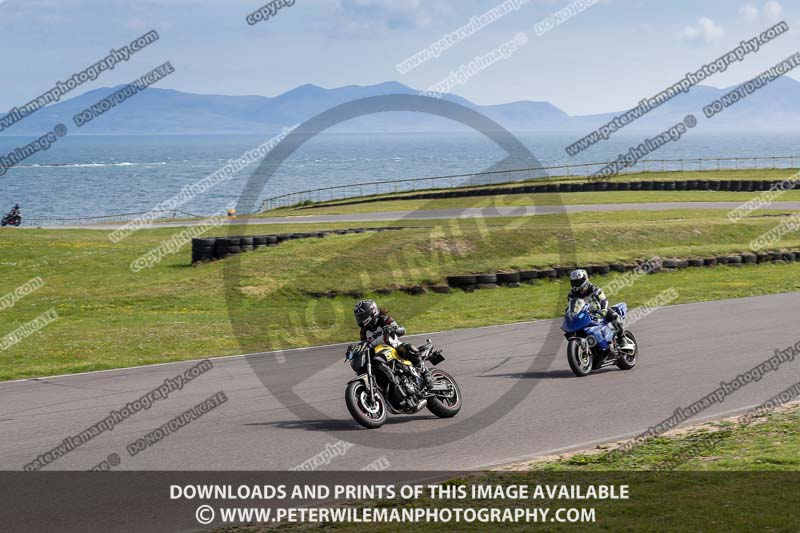 anglesey no limits trackday;anglesey photographs;anglesey trackday photographs;enduro digital images;event digital images;eventdigitalimages;no limits trackdays;peter wileman photography;racing digital images;trac mon;trackday digital images;trackday photos;ty croes