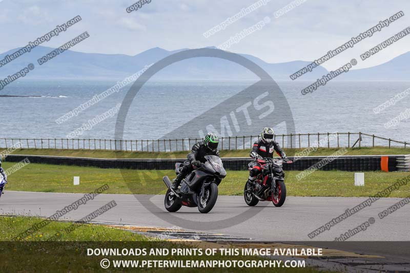 anglesey no limits trackday;anglesey photographs;anglesey trackday photographs;enduro digital images;event digital images;eventdigitalimages;no limits trackdays;peter wileman photography;racing digital images;trac mon;trackday digital images;trackday photos;ty croes