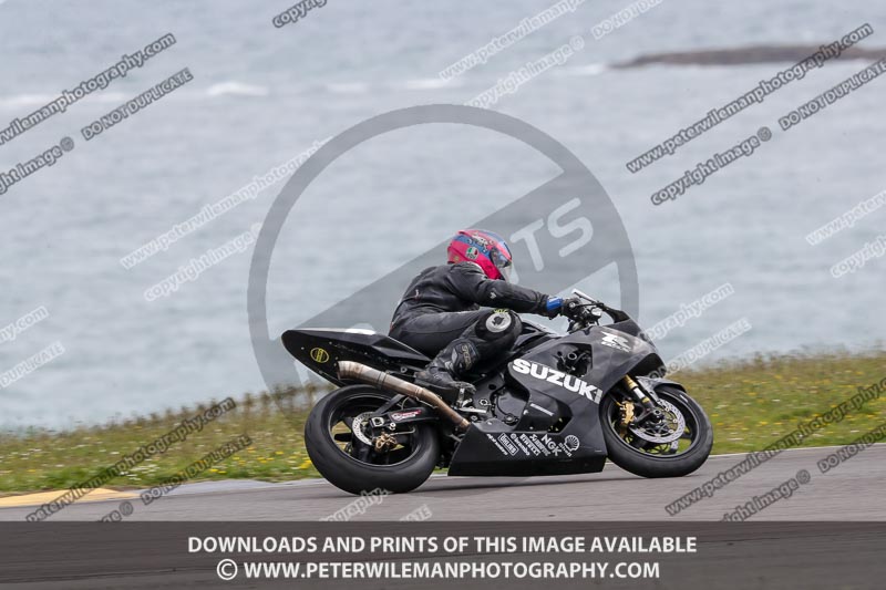 anglesey no limits trackday;anglesey photographs;anglesey trackday photographs;enduro digital images;event digital images;eventdigitalimages;no limits trackdays;peter wileman photography;racing digital images;trac mon;trackday digital images;trackday photos;ty croes