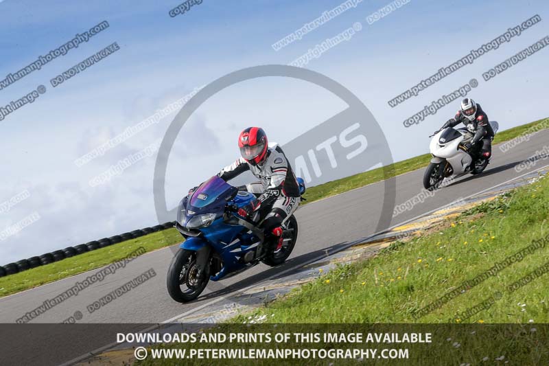 anglesey no limits trackday;anglesey photographs;anglesey trackday photographs;enduro digital images;event digital images;eventdigitalimages;no limits trackdays;peter wileman photography;racing digital images;trac mon;trackday digital images;trackday photos;ty croes