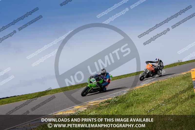 anglesey no limits trackday;anglesey photographs;anglesey trackday photographs;enduro digital images;event digital images;eventdigitalimages;no limits trackdays;peter wileman photography;racing digital images;trac mon;trackday digital images;trackday photos;ty croes