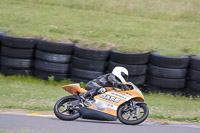 anglesey-no-limits-trackday;anglesey-photographs;anglesey-trackday-photographs;enduro-digital-images;event-digital-images;eventdigitalimages;no-limits-trackdays;peter-wileman-photography;racing-digital-images;trac-mon;trackday-digital-images;trackday-photos;ty-croes