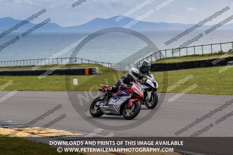 anglesey no limits trackday;anglesey photographs;anglesey trackday photographs;enduro digital images;event digital images;eventdigitalimages;no limits trackdays;peter wileman photography;racing digital images;trac mon;trackday digital images;trackday photos;ty croes