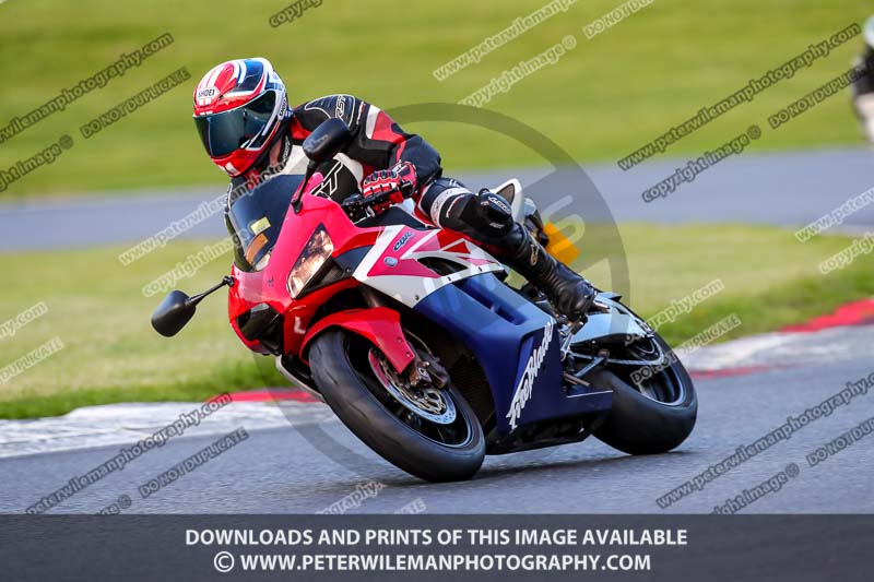 brands hatch photographs;brands no limits trackday;cadwell trackday photographs;enduro digital images;event digital images;eventdigitalimages;no limits trackdays;peter wileman photography;racing digital images;trackday digital images;trackday photos